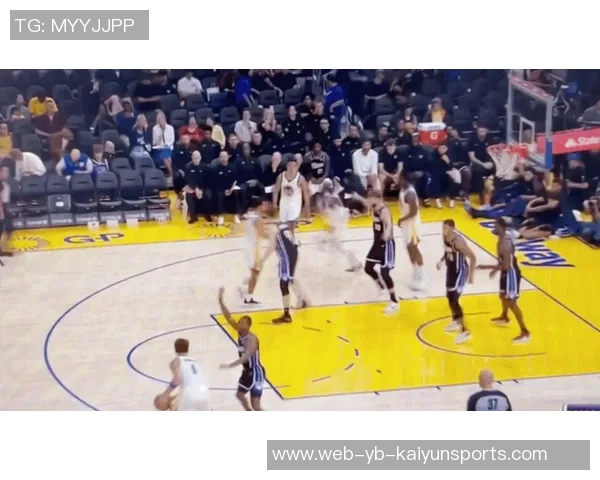 福克斯关键时刻罚球稳住胜局砍下31分5板5助尽管失误较多 福克斯关键时刻罚球稳住胜局砍下31分5板5助尽管失误较多