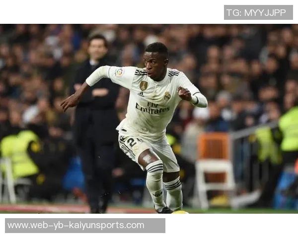 鲁本内维斯或将明夏免签皇马英超球队对其表示兴趣 鲁本内维斯或将明夏免签皇马英超球队对其表示兴趣